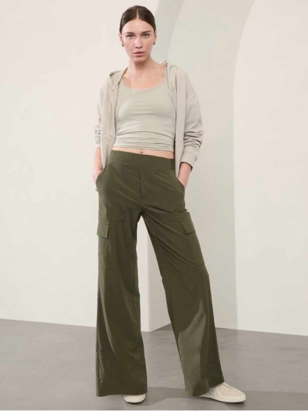 Athleta Brooklyn Heights High Rise Cargo Pant Green Size 8